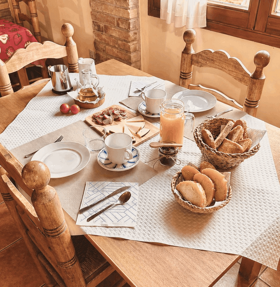 Esmorzar amb productes de proximitat a Mas del Tancat